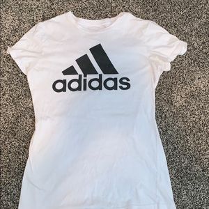 Adidas t-shirt